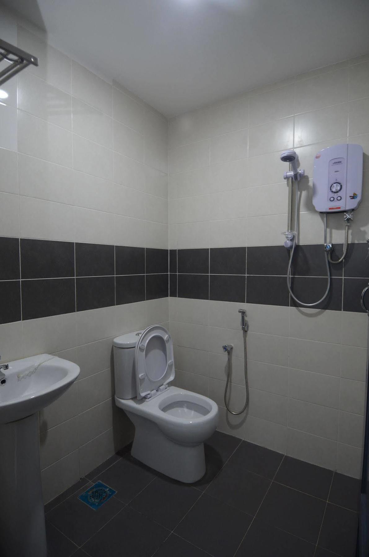 Kuok Pin Hotel Kuching Eksteriør billede